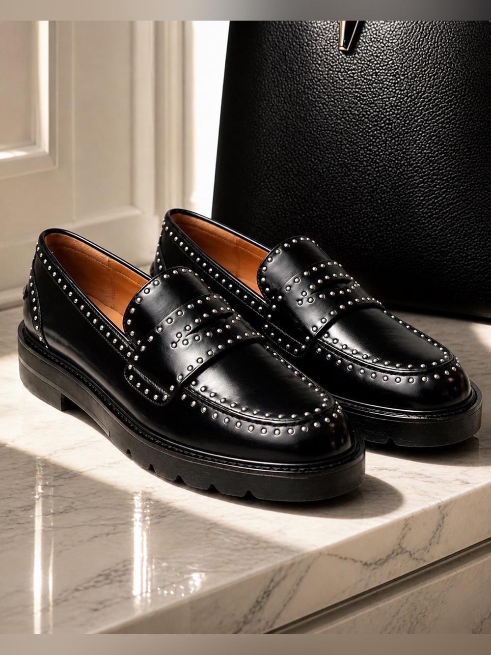 Stuart Weitzman Parker Lift Mini Pearl Loafer Black Leather Lug Sole Size 10 - Picture 3 of 12